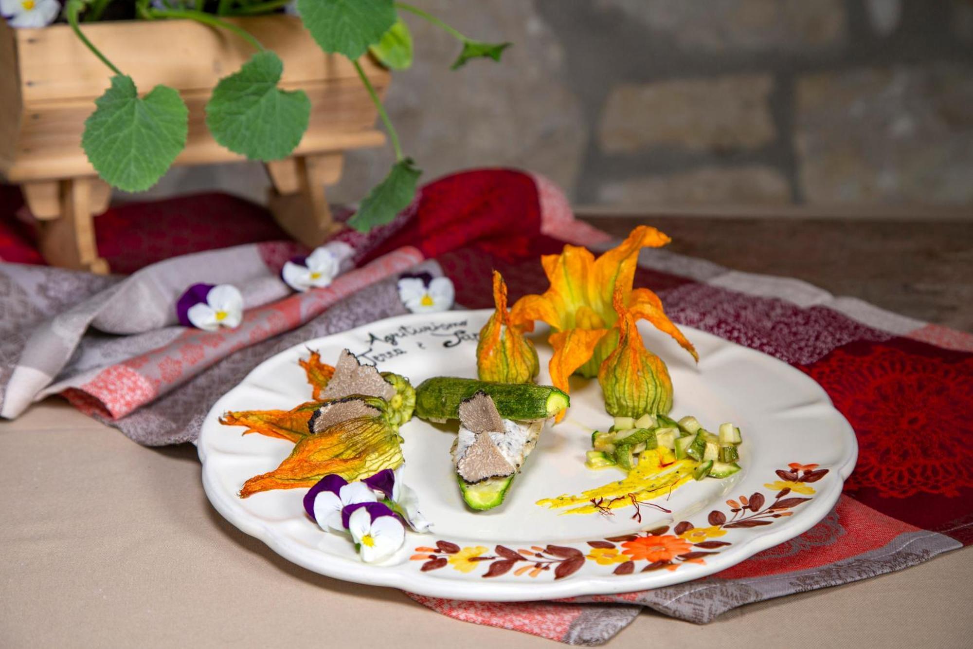 Agriturismo Terra E Sapori Campodipietra Екстер'єр фото